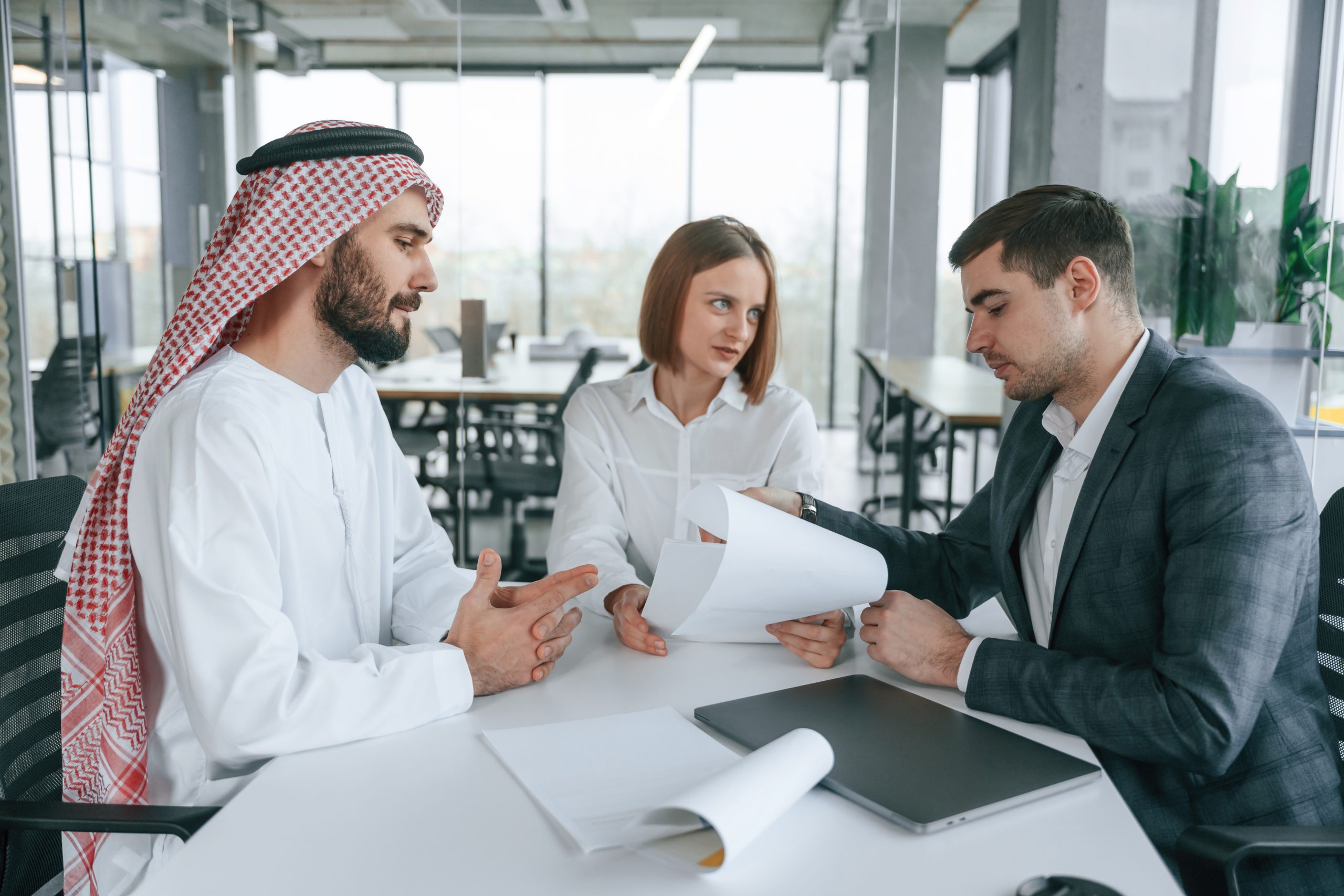 کار در امارات